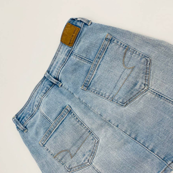 American Eagle Light Wash Button Front Hi-Rise A-Line Skirt Super Stretch Sz 4 - Picture 12 of 13